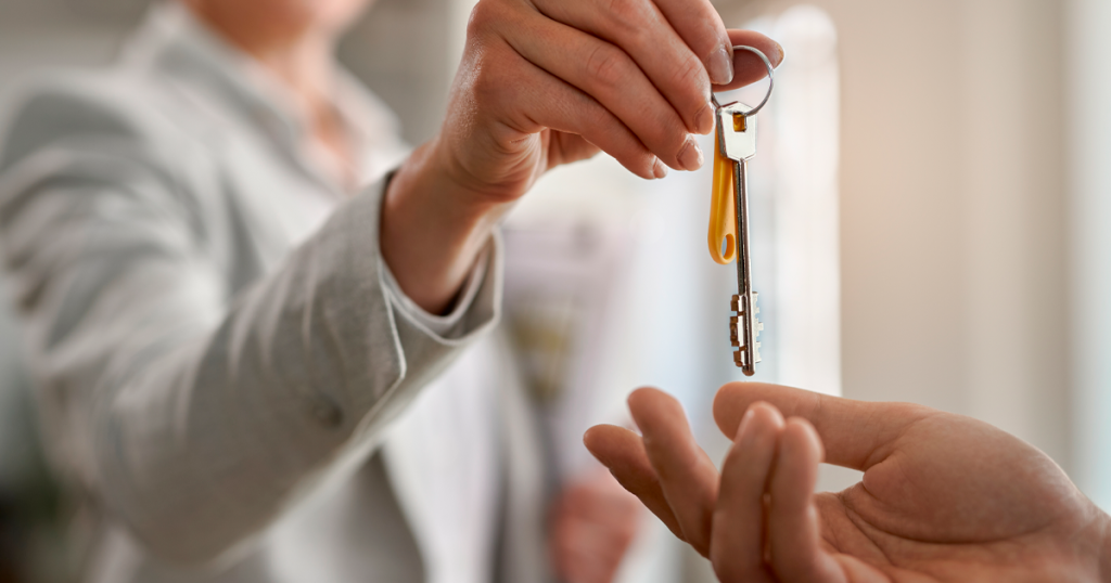 ¿Pagas impuestos al donar casa a hijos en México? | Cedros